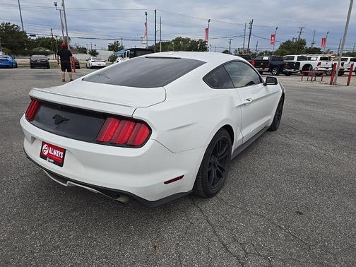 2017 Ford Mustang EcoBoost Premium