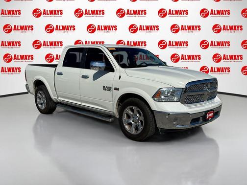 Pearl White 2017 RAM 1500 Laramie