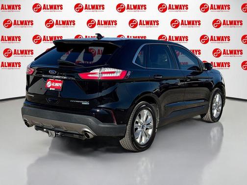 AGATE BLACK METALLIC 2020 Ford Edge Titanium