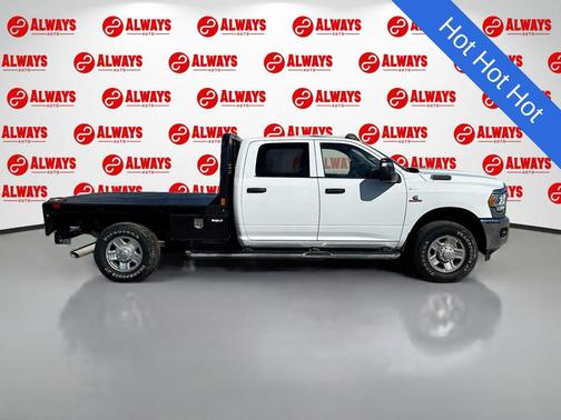2023 RAM 3500 Tradesman Crew Cab 4x4 8' Box