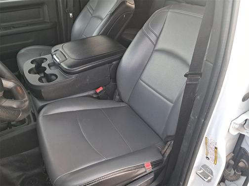 2023 RAM 3500 Tradesman Crew Cab 4x4 8' Box