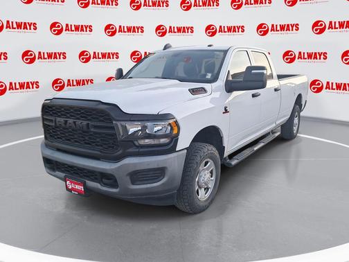 2023 RAM 3500 Tradesman Crew Cab 4x4 8' Box