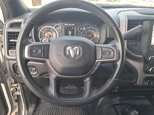 2023 RAM 3500 Tradesman Crew Cab 4x4 8' Box