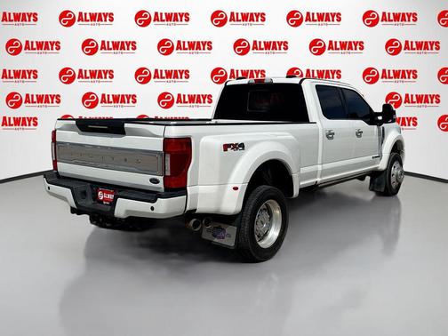 STAR WHITE 2022 Ford F-450 Limited