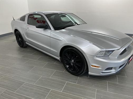 2013 Ford Mustang V6