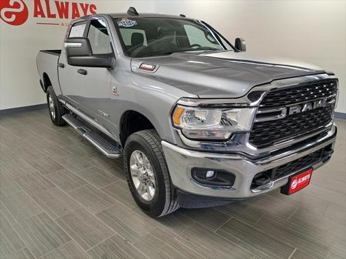 2023 RAM 3500 Big Horn Crew Cab 4x4 6'4' Box
