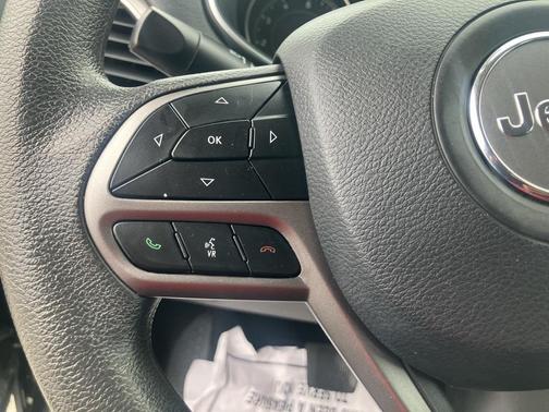 2020 Jeep Cherokee Latitude