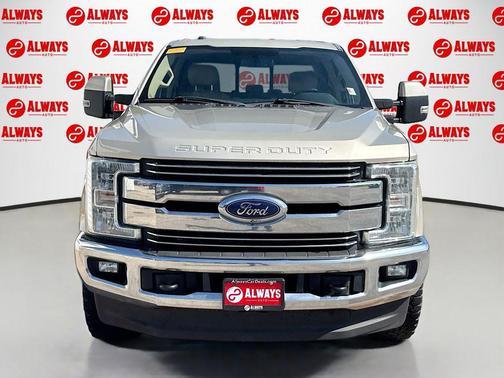 WHITE GOLD 2017 Ford F-250 Lariat