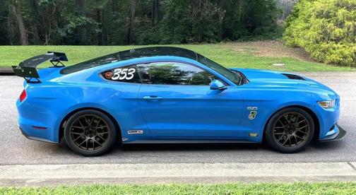 2017 Ford Mustang GT Premium