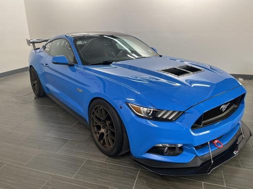 2017 Ford Mustang GT Premium