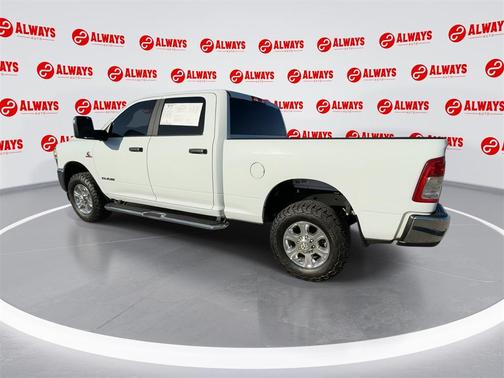 2023 RAM 2500 Big Horn Crew Cab 4x4 6'4' Box