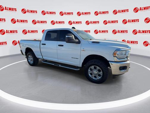 2023 RAM 2500 Big Horn Crew Cab 4x4 6'4' Box