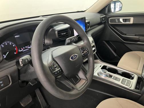 2021 Ford Explorer Base