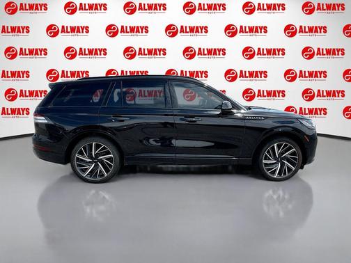 INFINITE BLACK MET CC 2025 Lincoln Aviator Black Label AWD