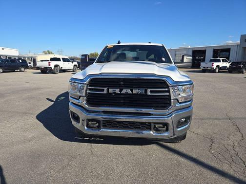 2024 RAM 2500 Big Horn Crew Cab 4x4 8' Box