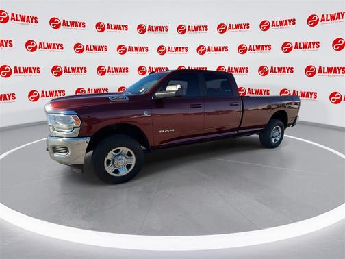 2021 RAM 2500 Big Horn Crew Cab 4x4 8' Box