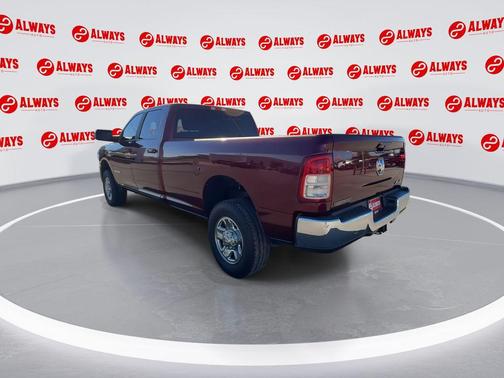 2021 RAM 2500 Big Horn Crew Cab 4x4 8' Box