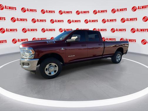 2021 RAM 2500 Big Horn Crew Cab 4x4 8' Box