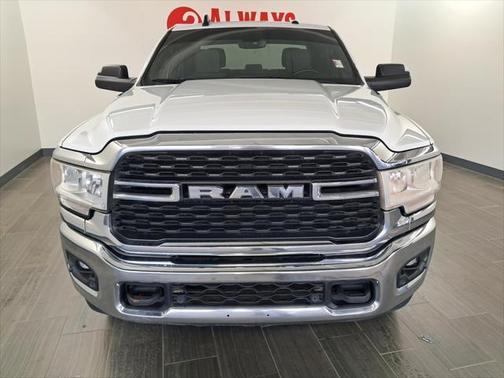2022 RAM 2500 Big Horn Crew Cab 4x4 6'4' Box