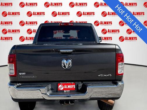 Granite Crystal Metallic Clearcoat 2019 RAM 2500 Big Horn Crew Cab 4x4 6'4' Box