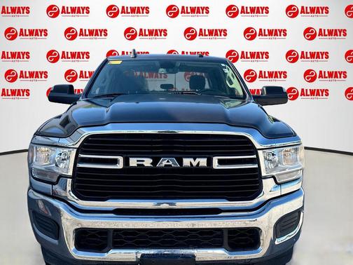 Granite Crystal Metallic Clearcoat 2019 RAM 2500 Big Horn Crew Cab 4x4 6'4' Box
