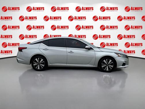 Brilliant Silver Metallic 2021 Nissan Altima 2.5 SV