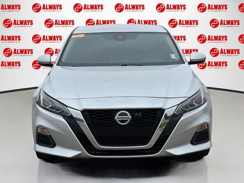 Brilliant Silver Metallic 2021 Nissan Altima 2.5 SV