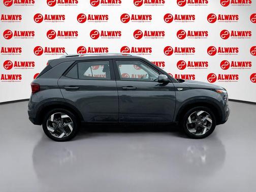 Ecotronic Gray 2025 Hyundai VENUE SEL