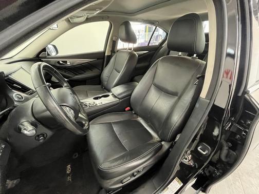2017 INFINITI Q50 2.0T Premium
