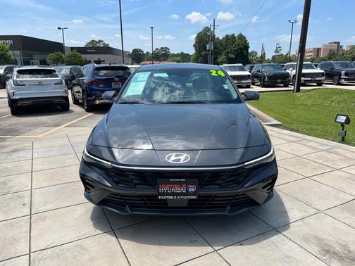 Gray 2024 Hyundai ELANTRA Limited