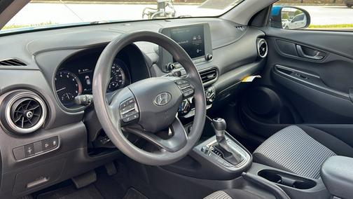 2023 Hyundai KONA SE