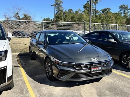 2025 Hyundai ELANTRA SEL Convenience