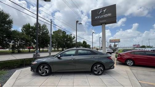 2025 Hyundai ELANTRA SEL Convenience