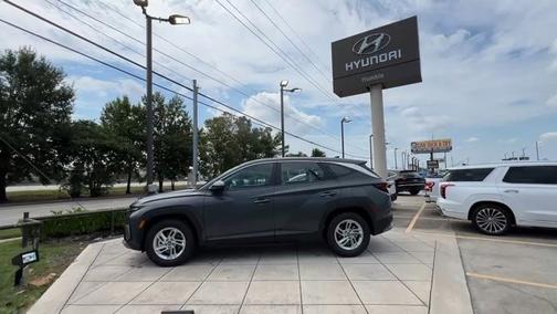 2025 Hyundai TUCSON SE