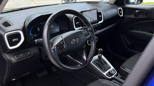 2023 Hyundai VENUE Limited