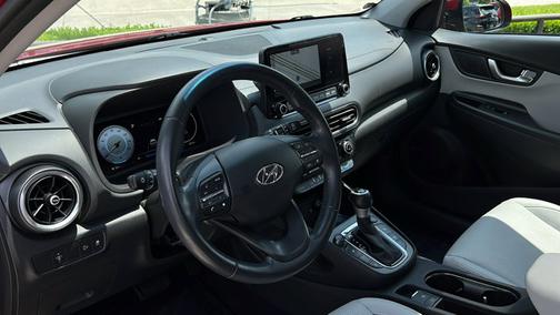 2022 Hyundai KONA Limited