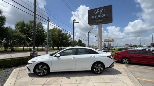 2025 Hyundai ELANTRA SEL Convenience
