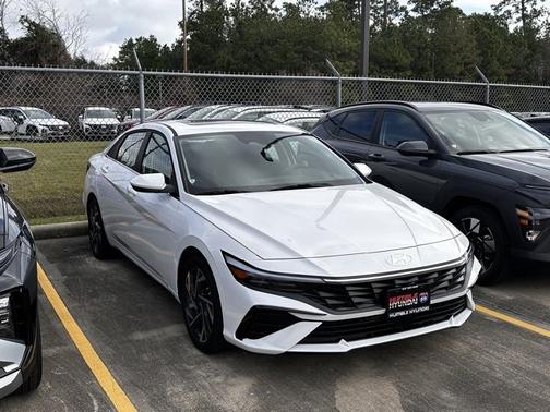 2025 Hyundai ELANTRA SEL Convenience