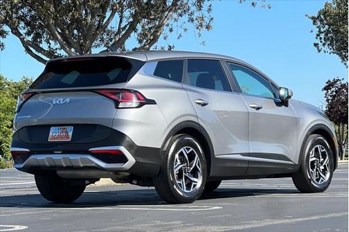 2024 Kia Sportage LX