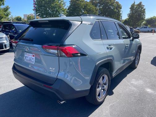 Lunar Rock 2022 Toyota RAV4 XLE