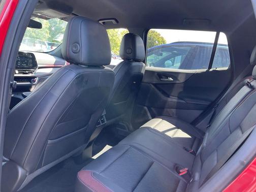 Radiant Red Tintcoat 2026 Chevrolet Equinox FWD RS