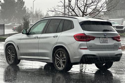 2021 BMW X3 M40i