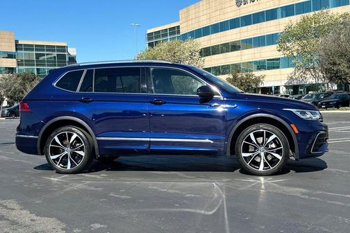 2022 Volkswagen Tiguan 2.0T SEL R-Line 4MOTION