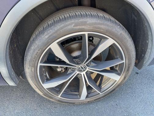 2022 Volkswagen Tiguan 2.0T SEL R-Line 4MOTION