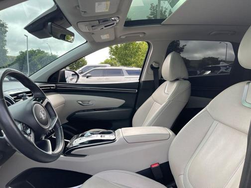 Phantom Black 2022 Hyundai TUCSON Limited
