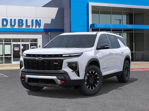 Polar White Tricoat 2026 Chevrolet Traverse AWD Z71