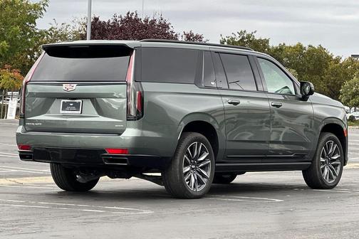 2023 Cadillac Escalade ESV Sport