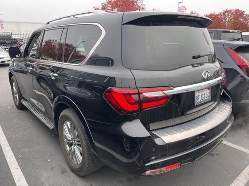2018 INFINITI QX80 Base