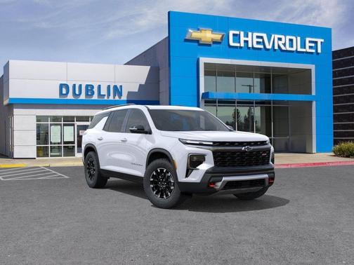 Polar White Tricoat 2026 Chevrolet Traverse AWD Z71