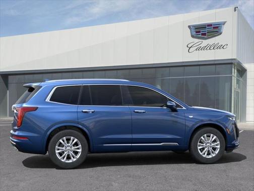 2025 Cadillac XT6 Luxury FWD